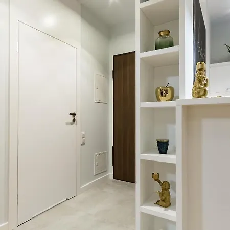 Apartment Mennica Chic